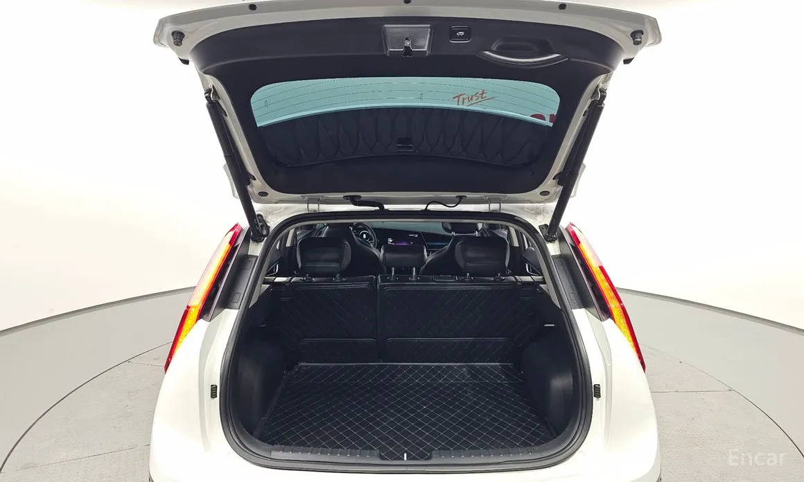 Фото 20 - Kia Niro