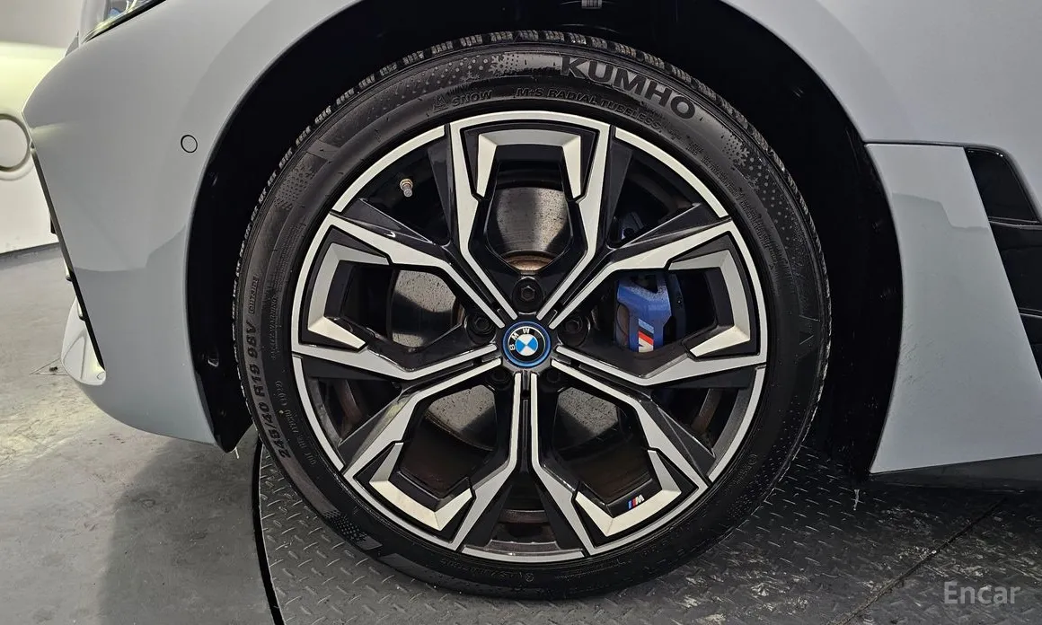 Фото 5 - BMW i4