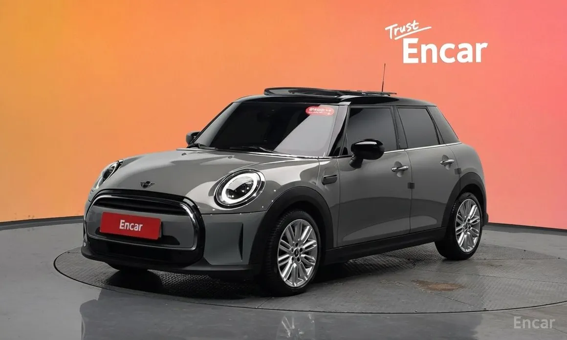 Фото 1 - Mini Cooper