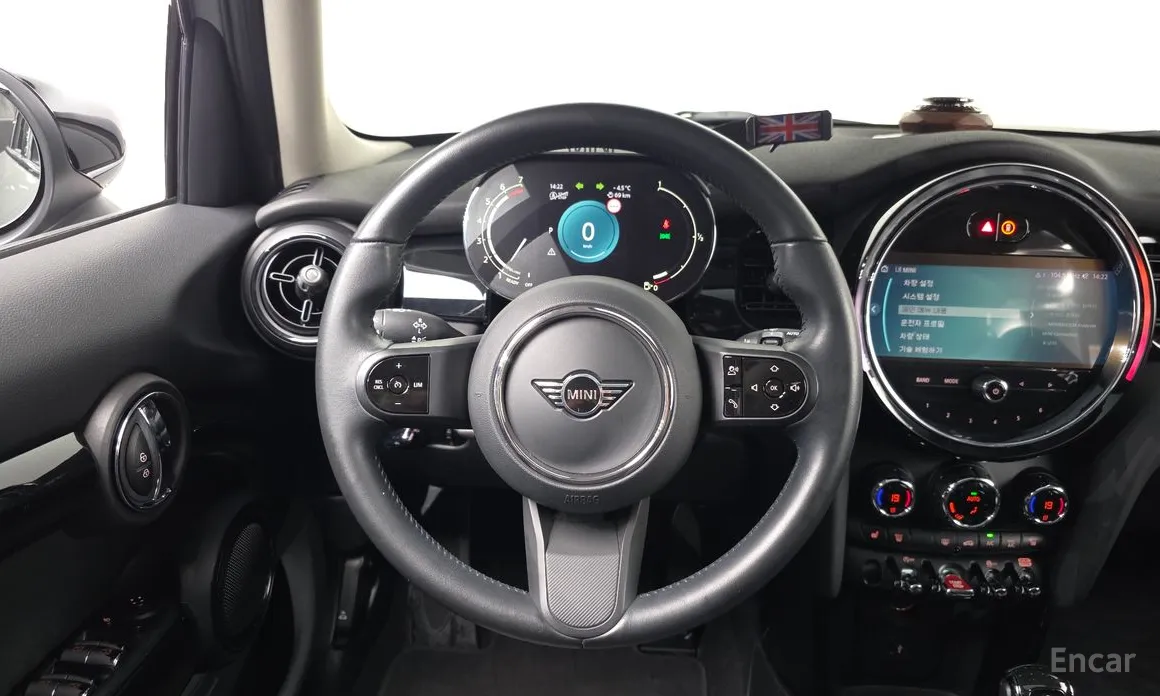 Фото 13 - Mini Cooper