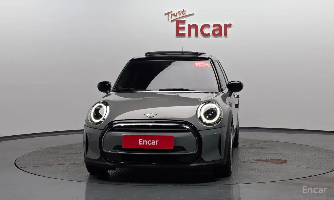 Фото 3 - Mini Cooper