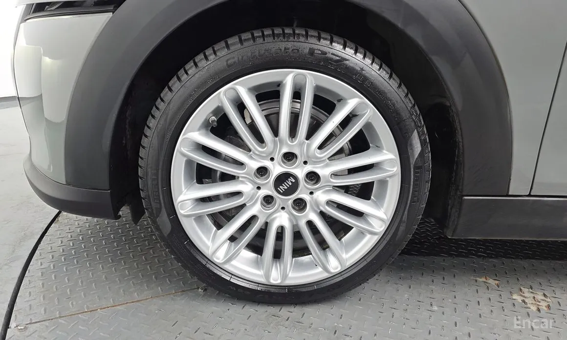 Фото 5 - Mini Cooper