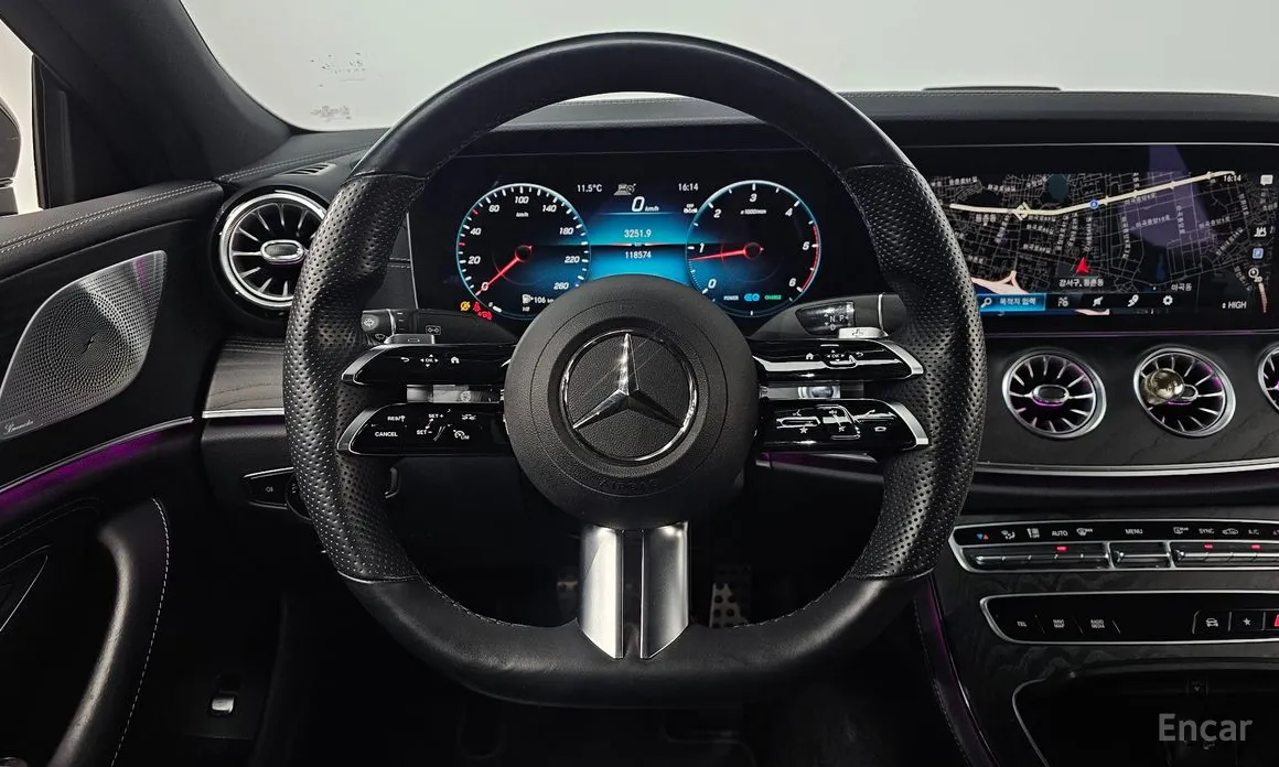 Фото 13 - Mercedes-Benz CLS-Class