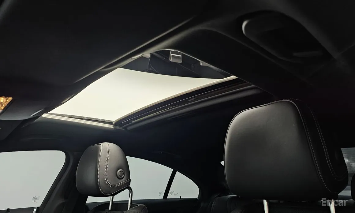 Фото 16 - Mercedes-Benz CLS-Class