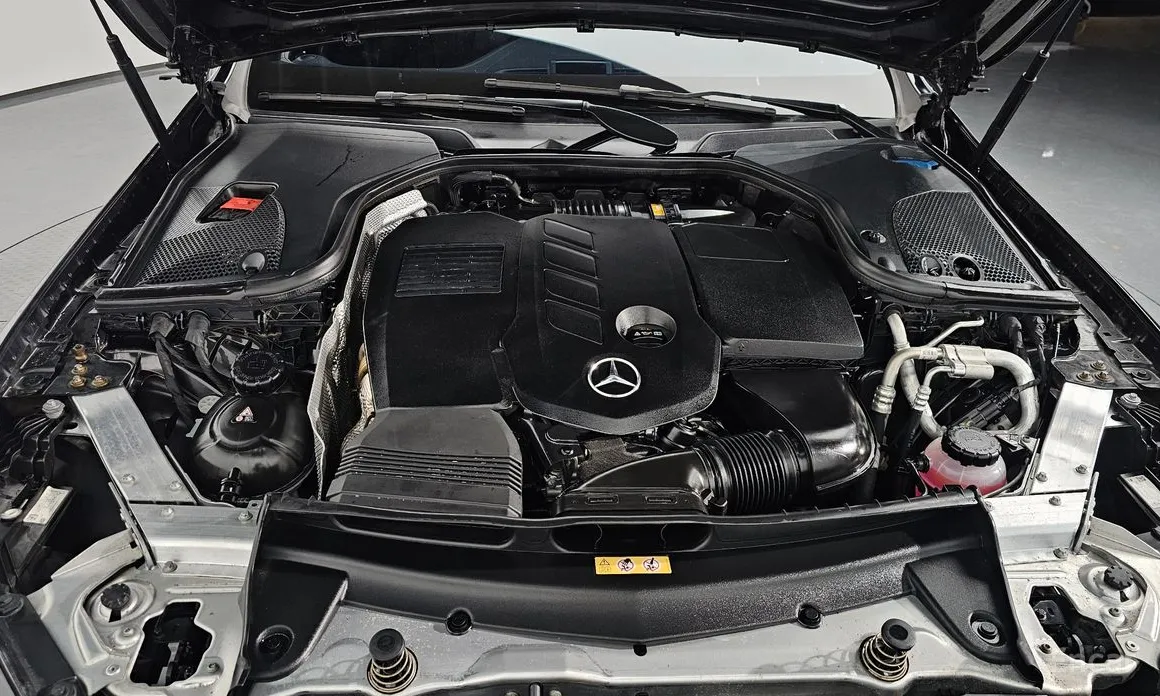 Фото 6 - Mercedes-Benz CLS-Class