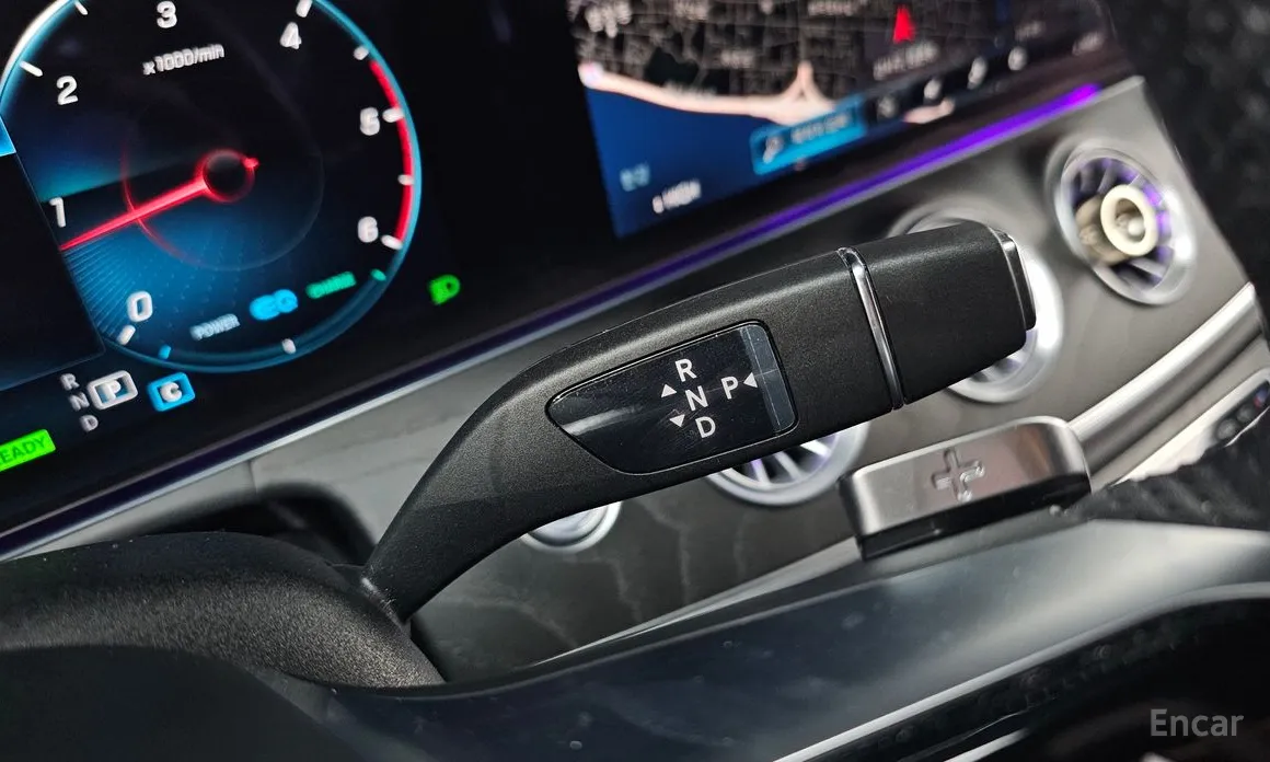 Фото 9 - Mercedes-Benz CLS-Class