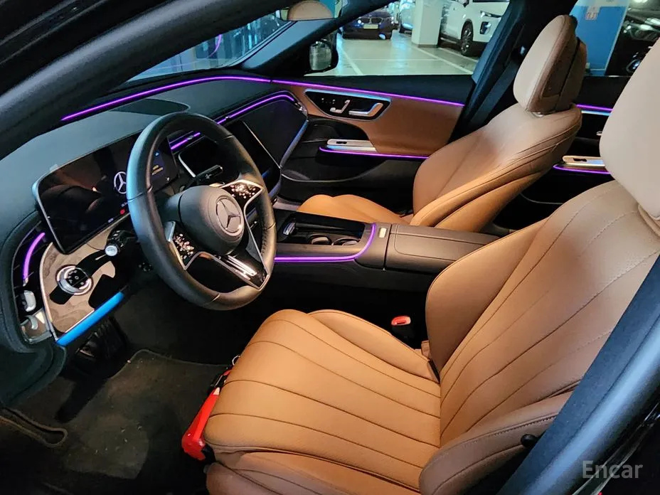 Фото 6 - Mercedes-Benz E-Class