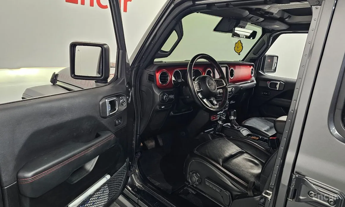 Фото 10 - Jeep Gladiator