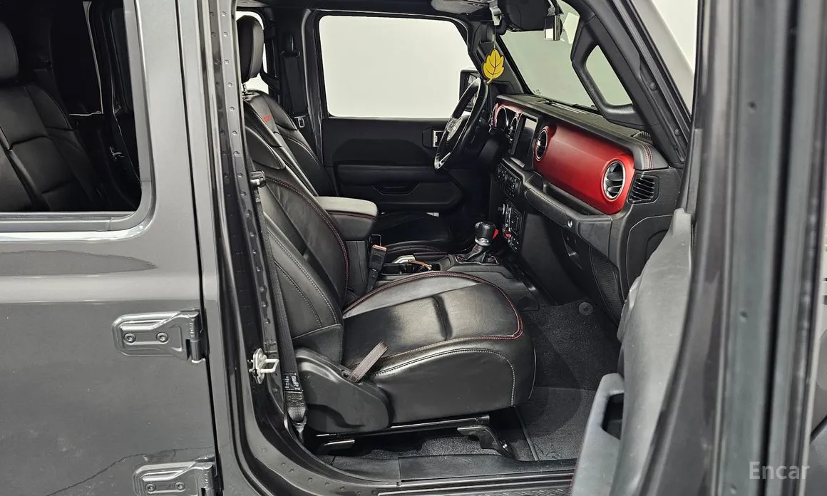 Фото 11 - Jeep Gladiator