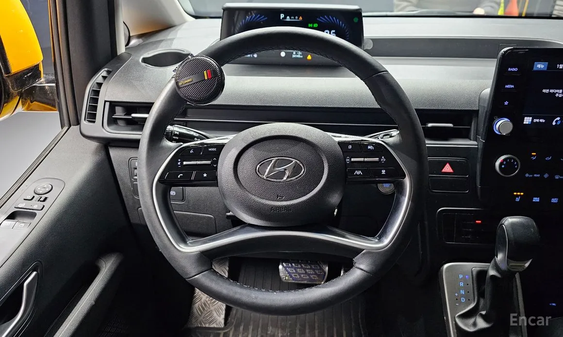 Фото 14 - Hyundai Staria