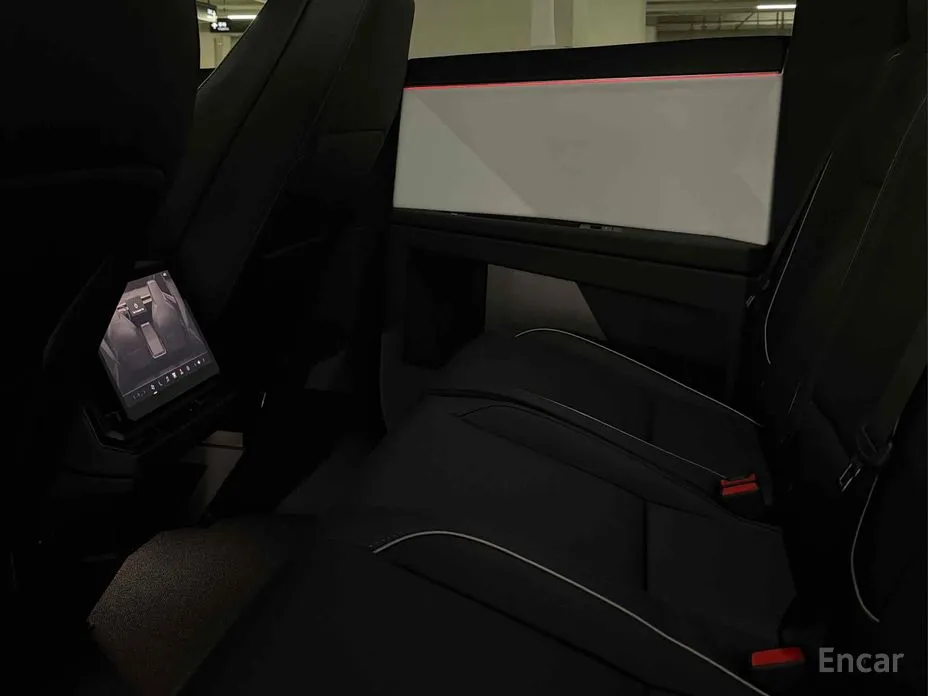 Фото 7 - Tesla Cybertruck