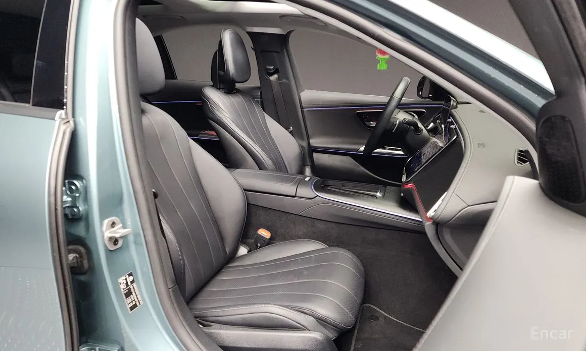 Фото 11 - Mercedes-Benz E-Class