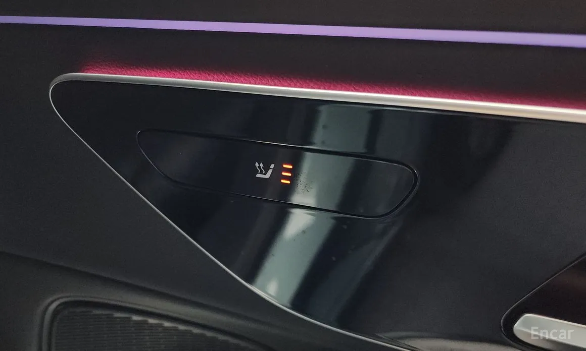 Фото 19 - Mercedes-Benz E-Class