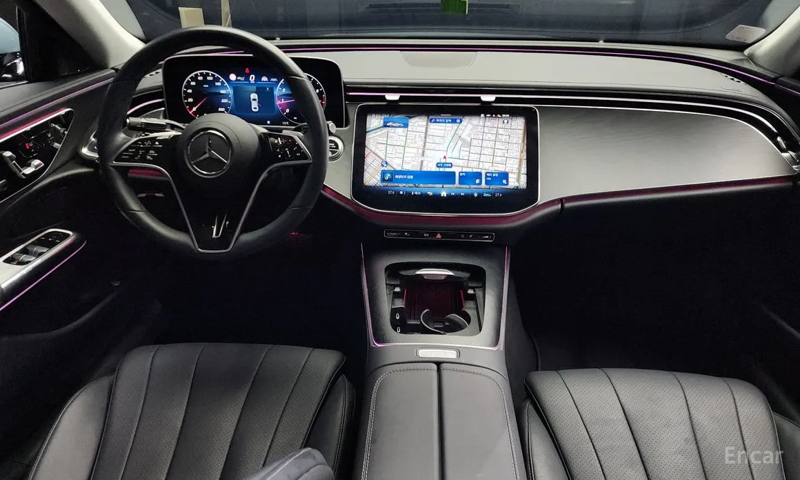 Фото 7 - Mercedes-Benz E-Class