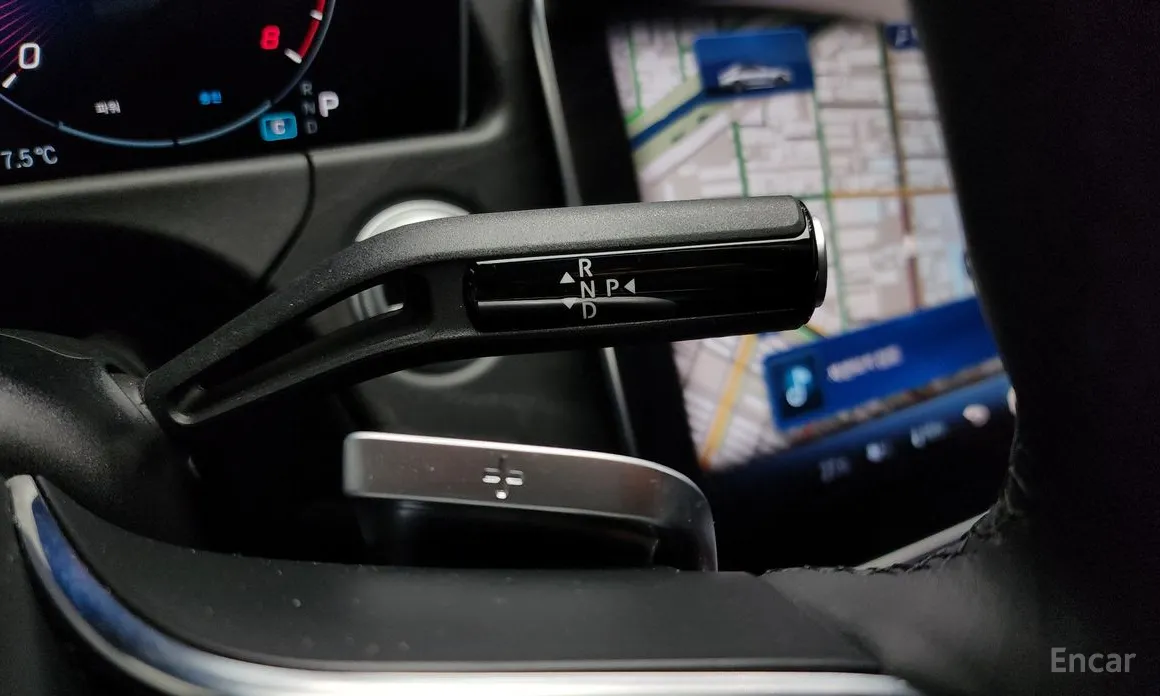 Фото 9 - Mercedes-Benz E-Class