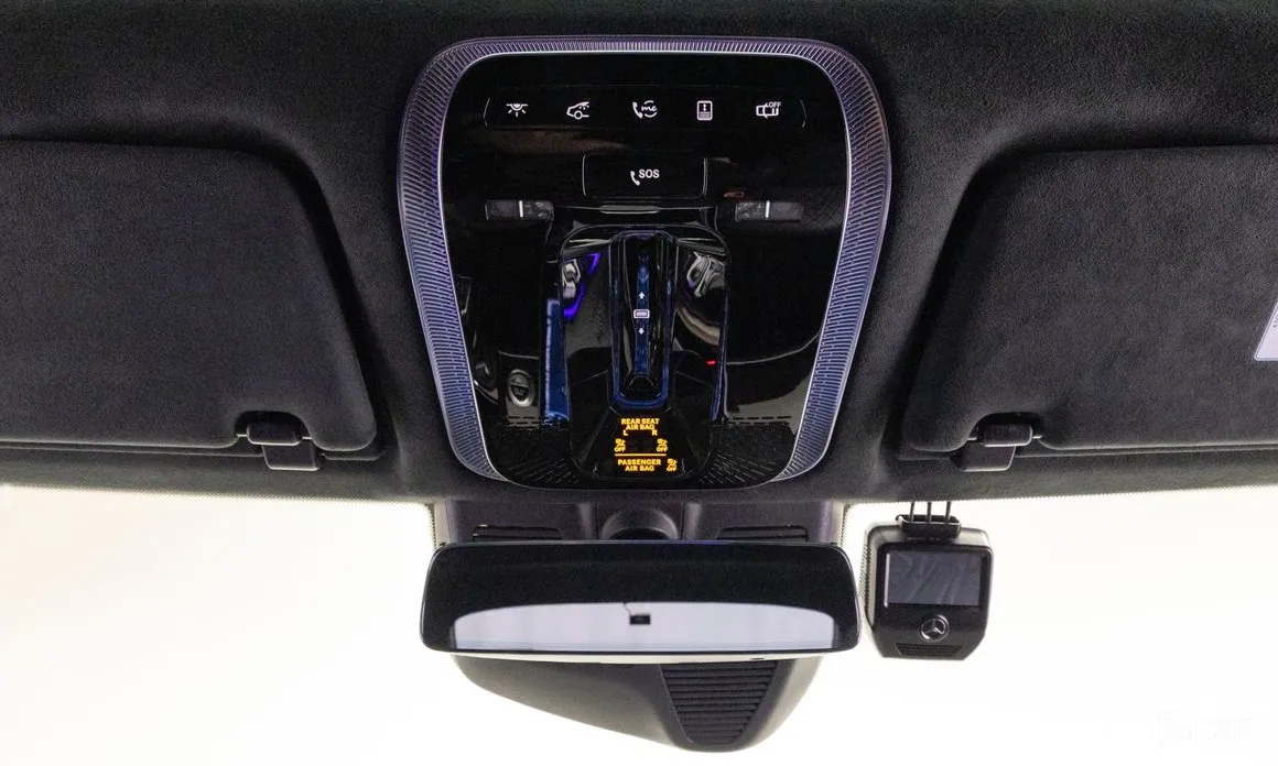 Фото 17 - Mercedes-Benz S-Class