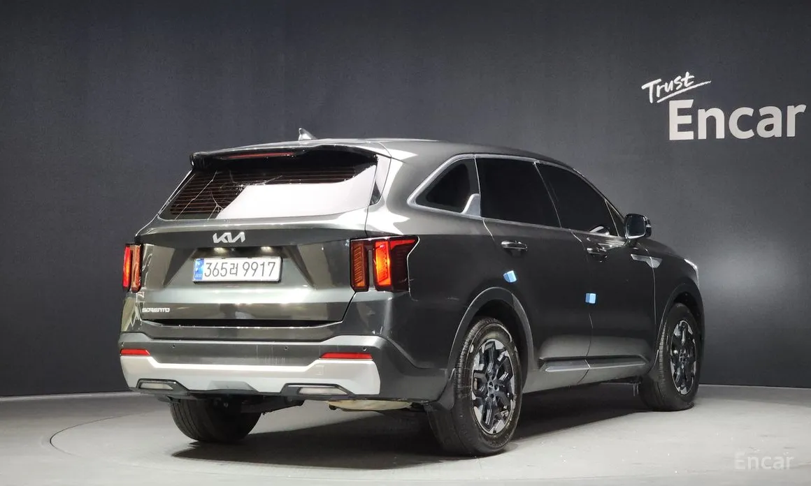 Фото 2 - Kia Sorento