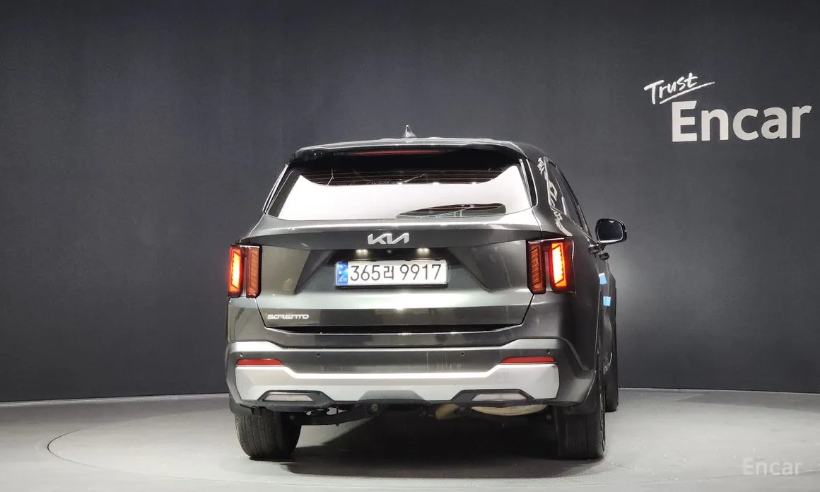 Фото 4 - Kia Sorento