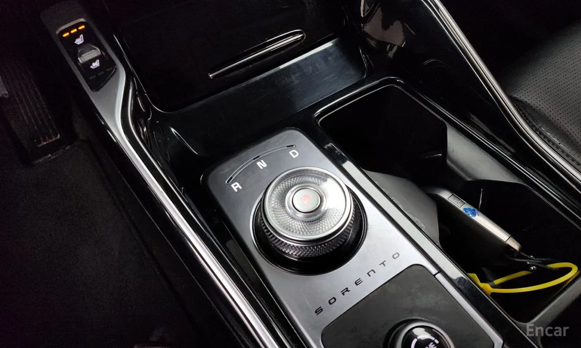 Фото 9 - Kia Sorento