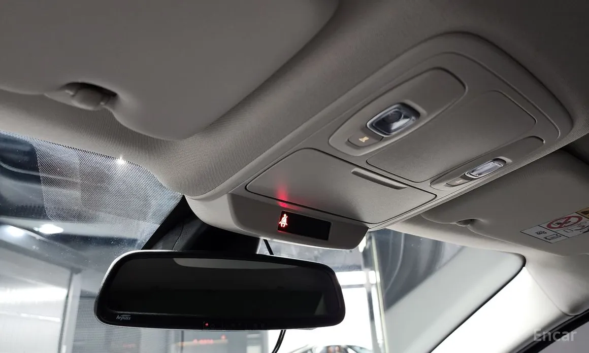 Фото 16 - Renault SM6