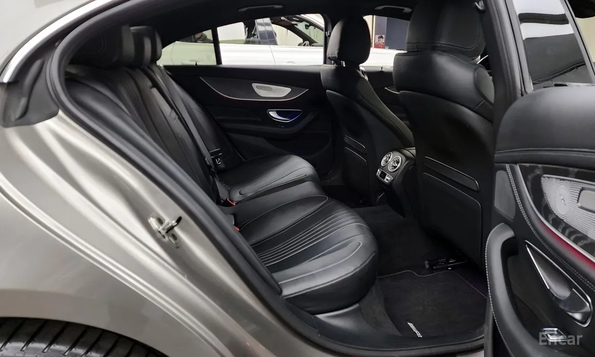 Фото 12 - Mercedes-Benz CLS-Class