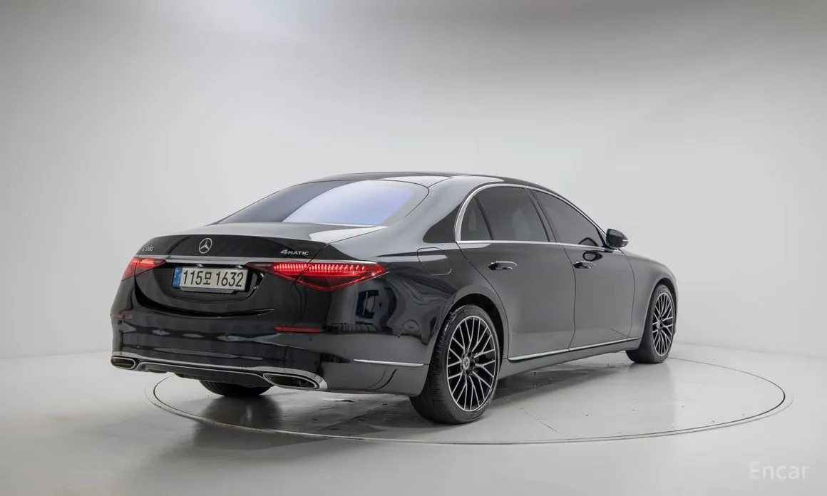 Фото 2 - Mercedes-Benz S-Class