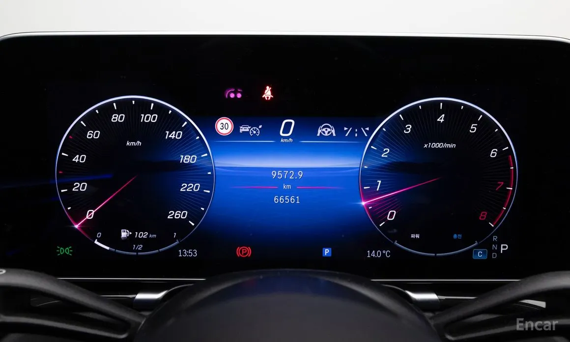 Фото 8 - Mercedes-Benz S-Class