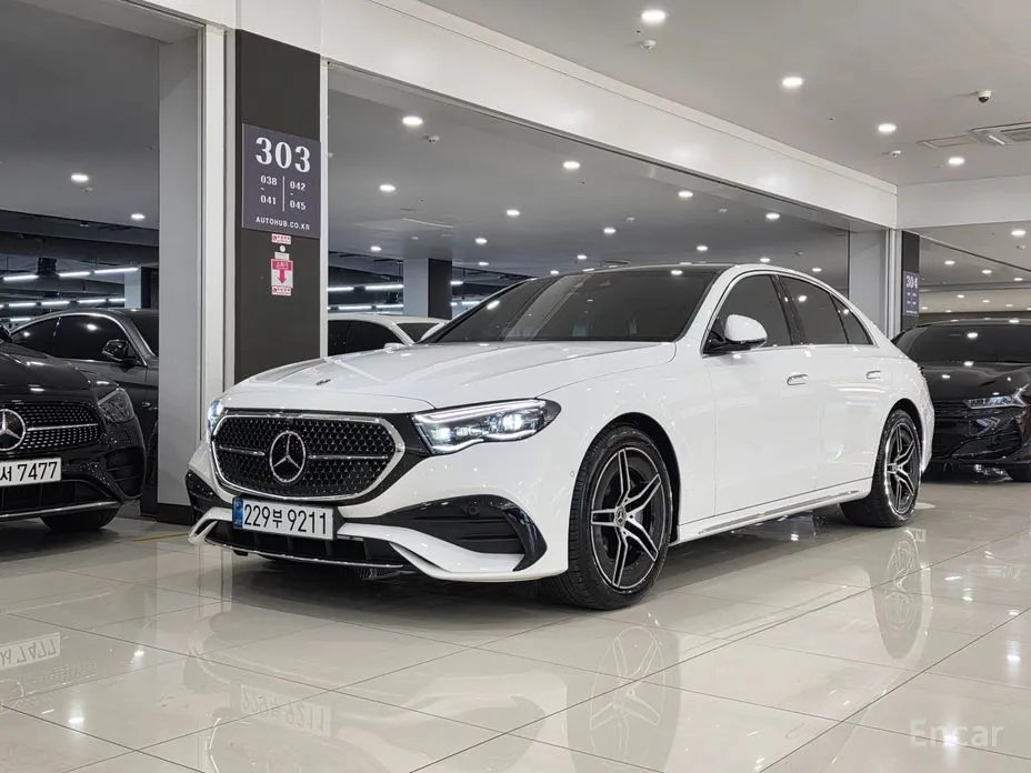 Фото 1 - Mercedes-Benz E-Class