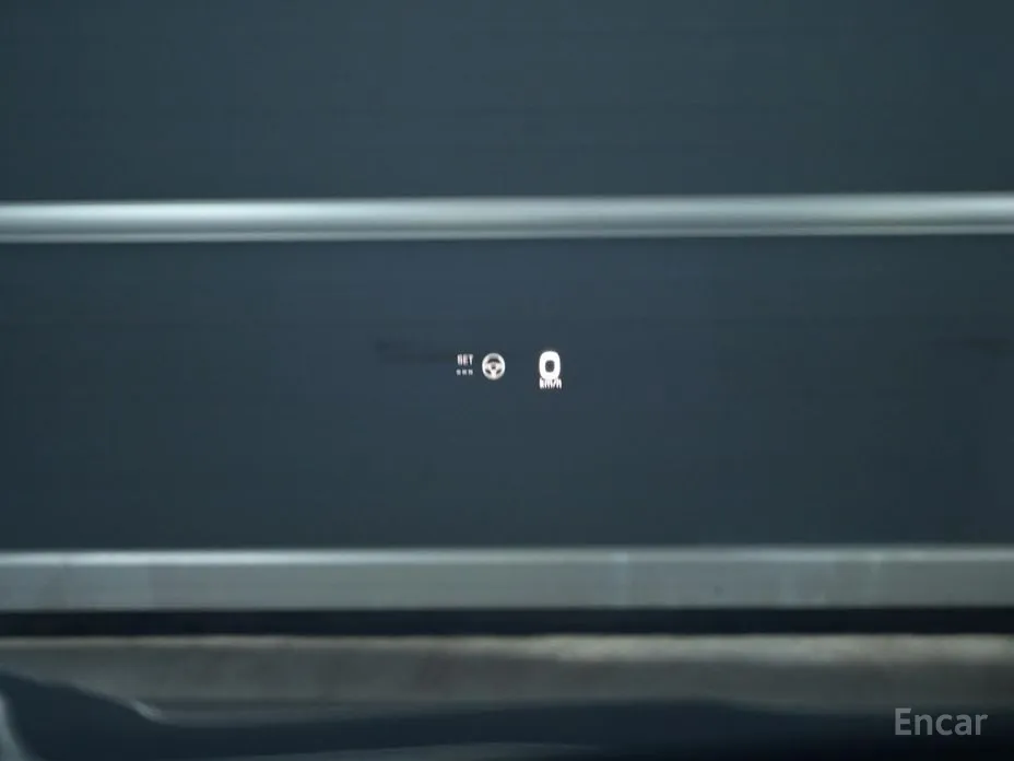 Фото 18 - Porsche Taycan