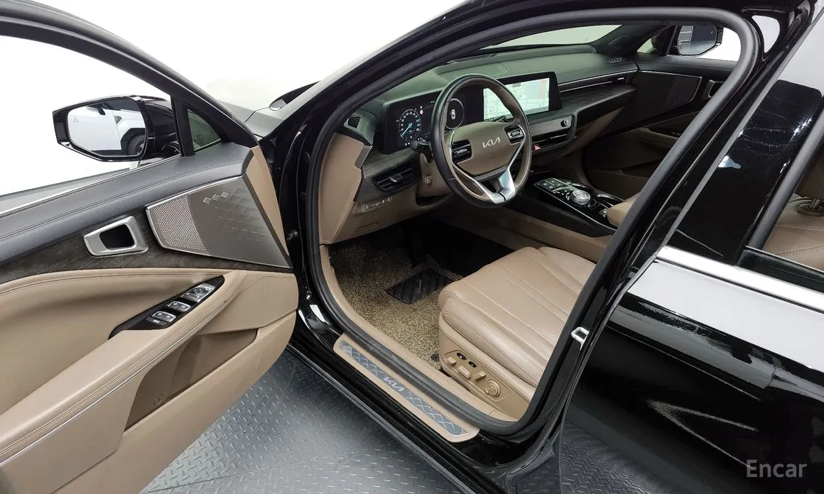 Фото 10 - Kia K8