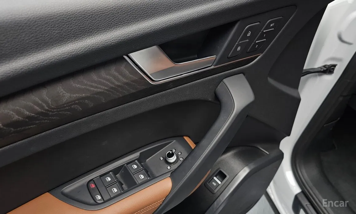 Фото 16 - Audi Q5