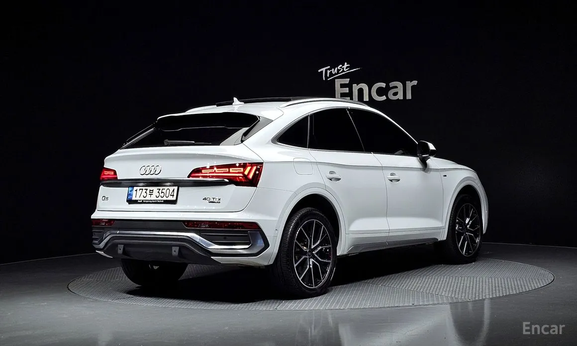 Фото 2 - Audi Q5