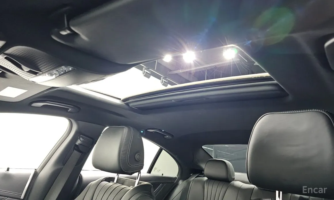 Фото 18 - Mercedes-Benz CLS-Class