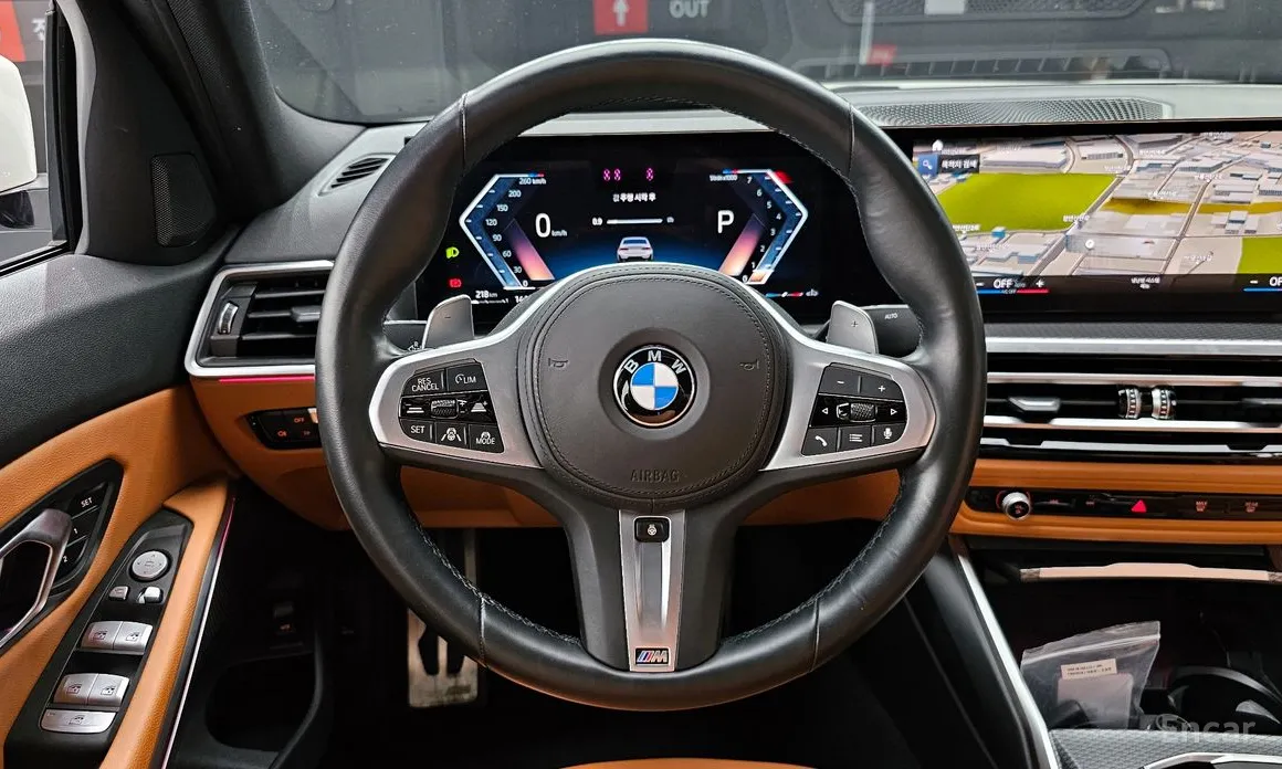 Photo 13 - BMW 3 Series