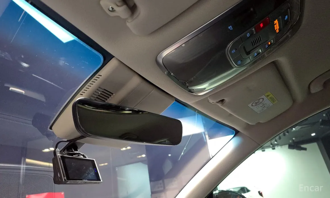 Фото 19 - Genesis G80