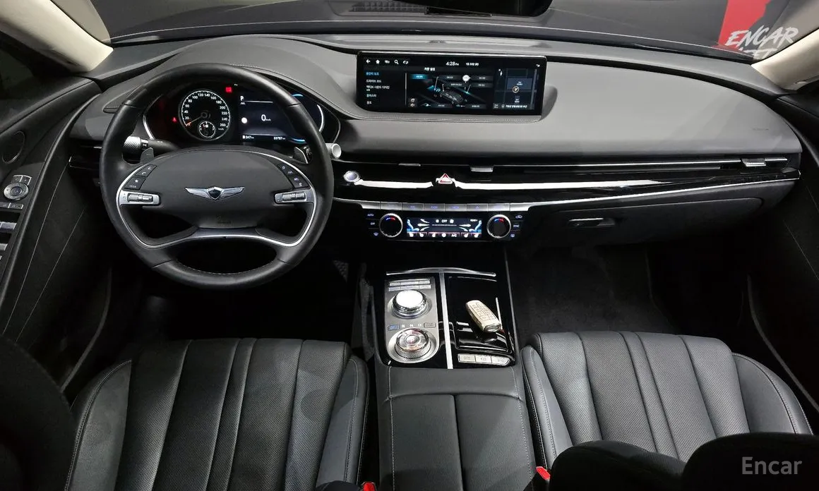 Фото 7 - Genesis G80