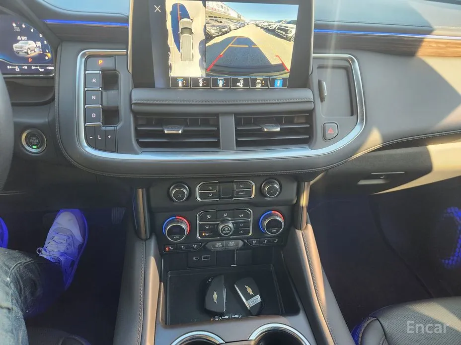 Фото 10 - Chevrolet Tahoe