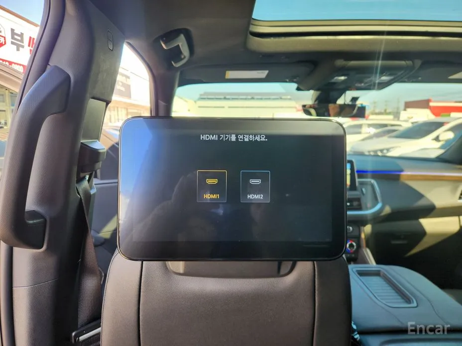 Фото 14 - Chevrolet Tahoe