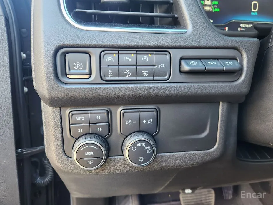 Фото 7 - Chevrolet Tahoe