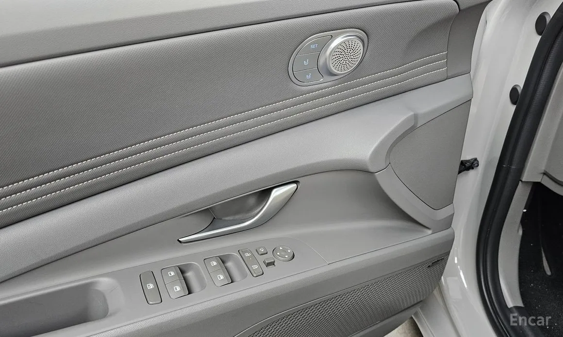 Фото 14 - Hyundai Avante