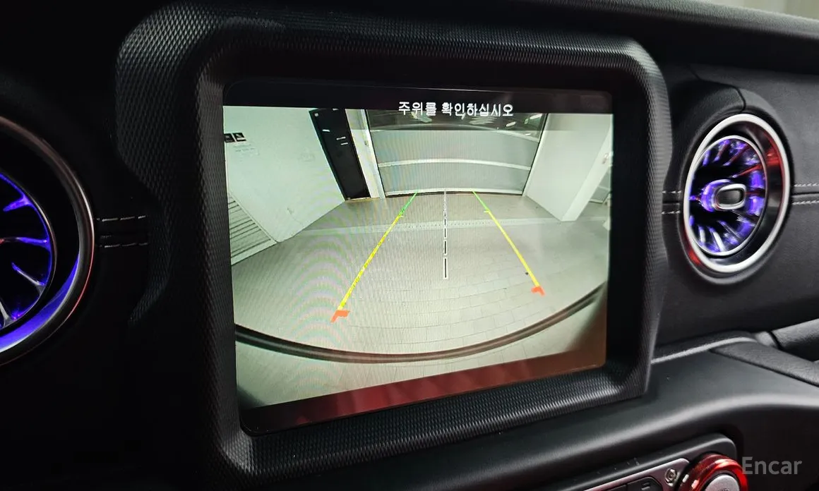 Фото 17 - Jeep Wrangler