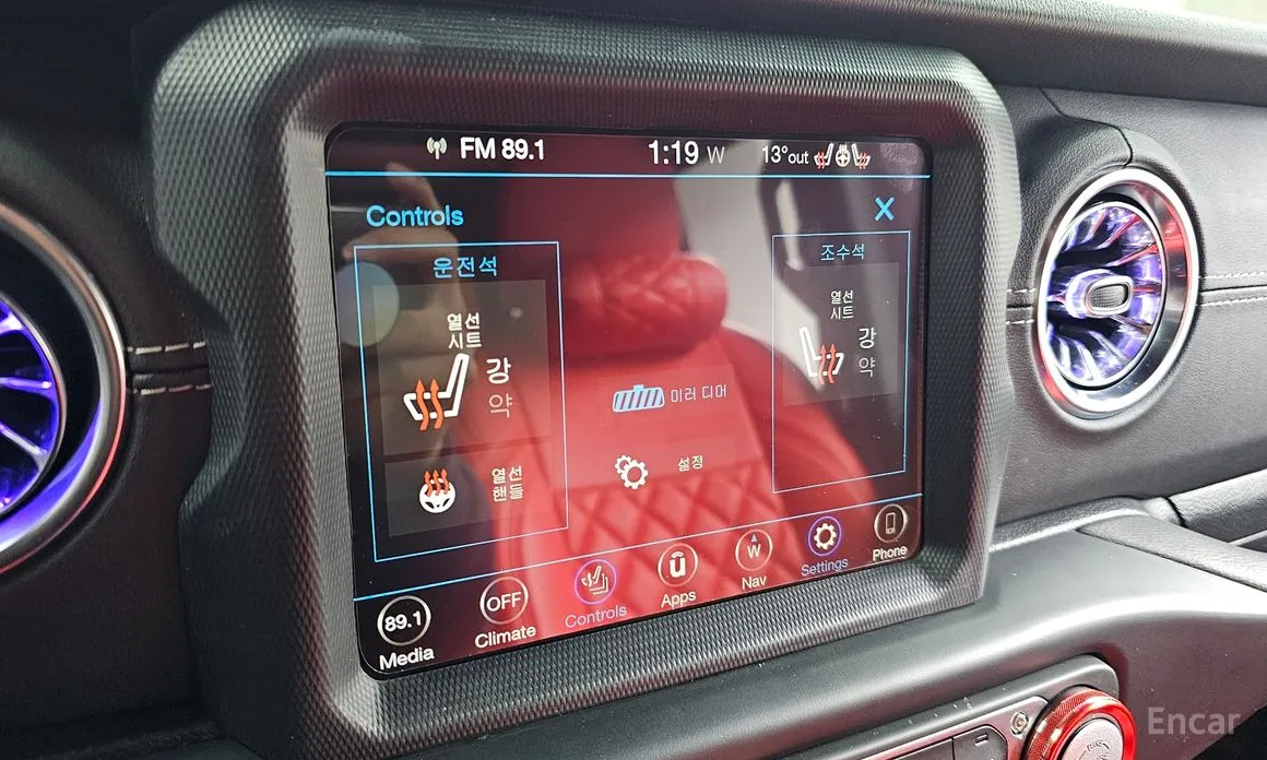 Фото 18 - Jeep Wrangler