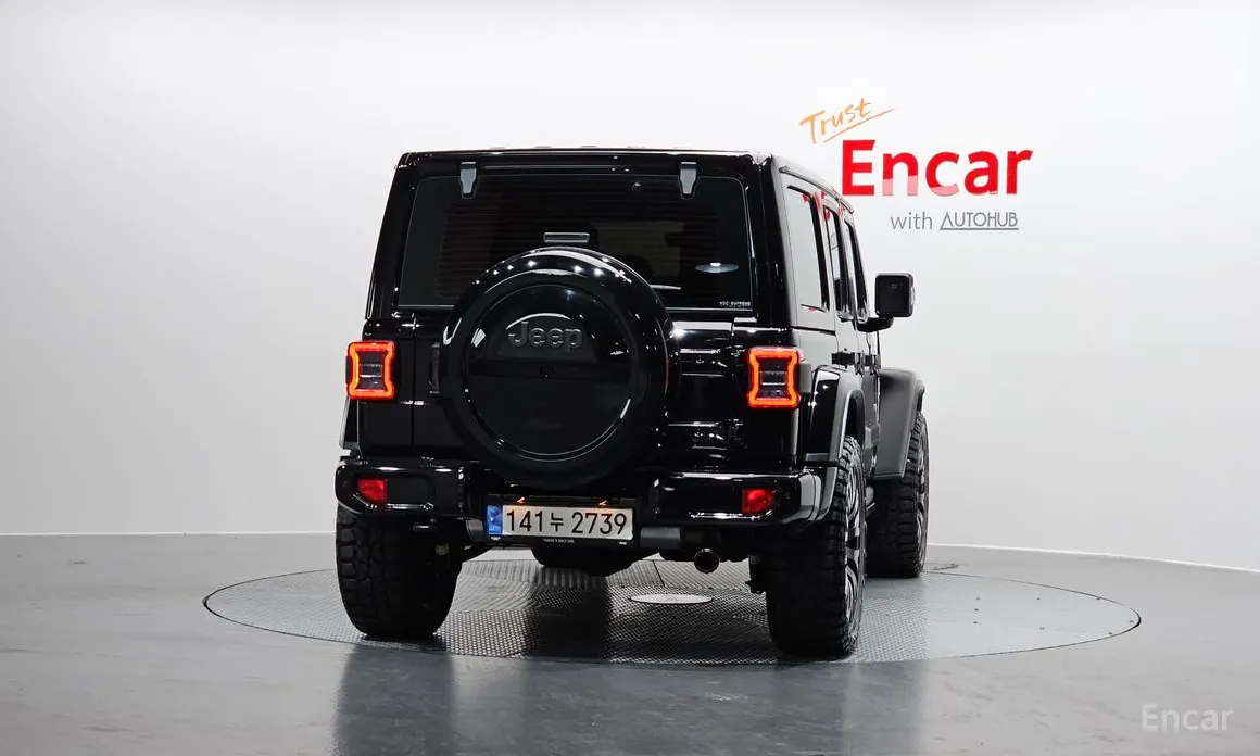 Фото 4 - Jeep Wrangler