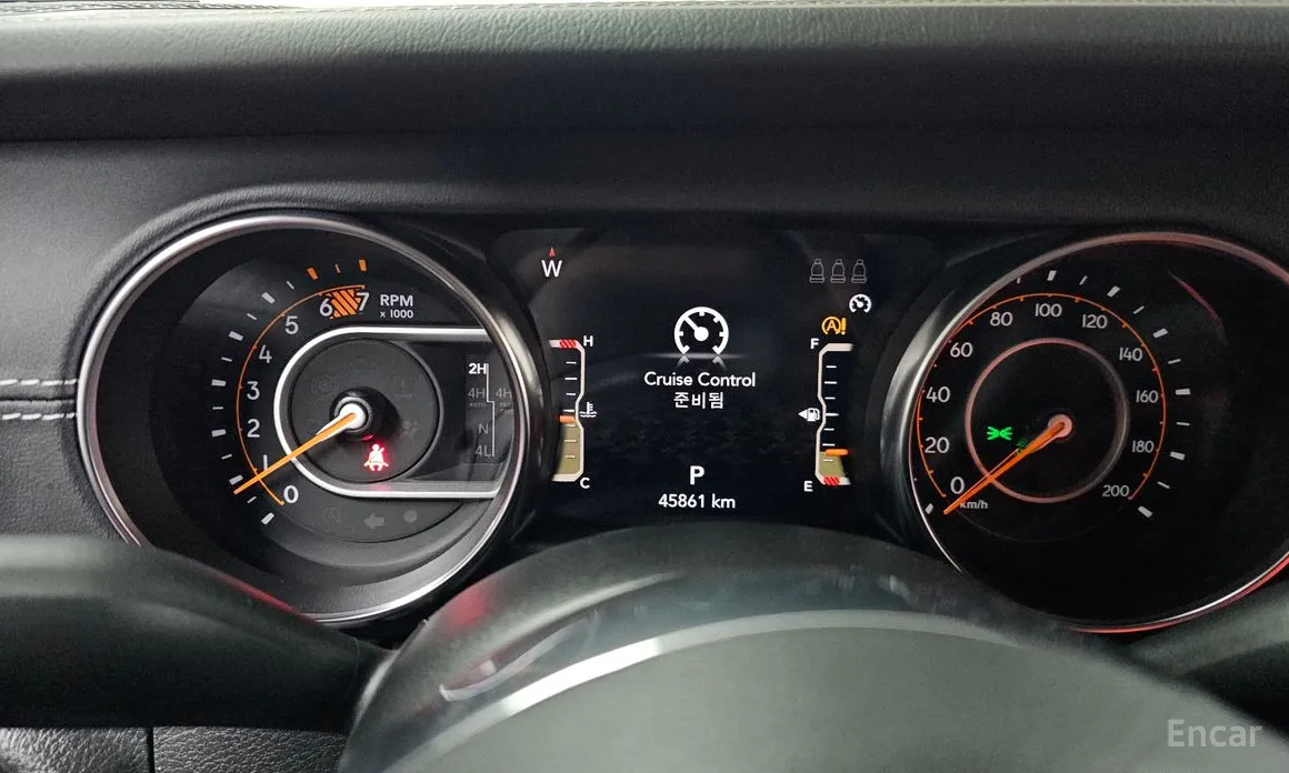 Фото 8 - Jeep Wrangler