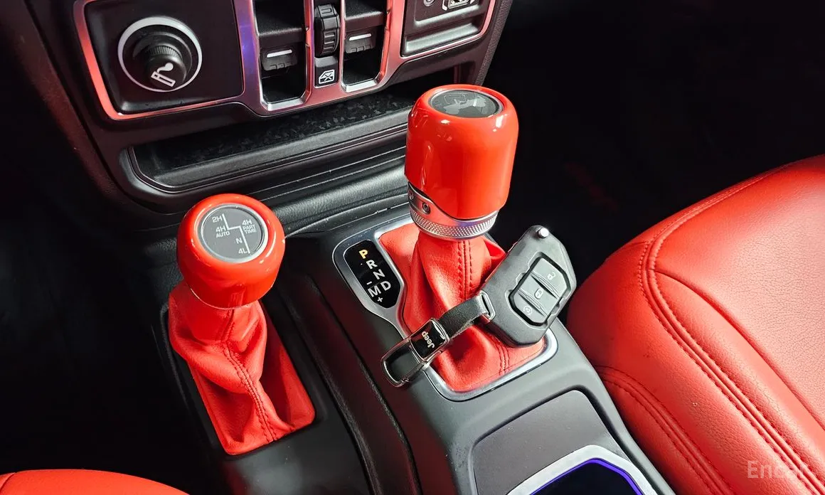 Фото 9 - Jeep Wrangler