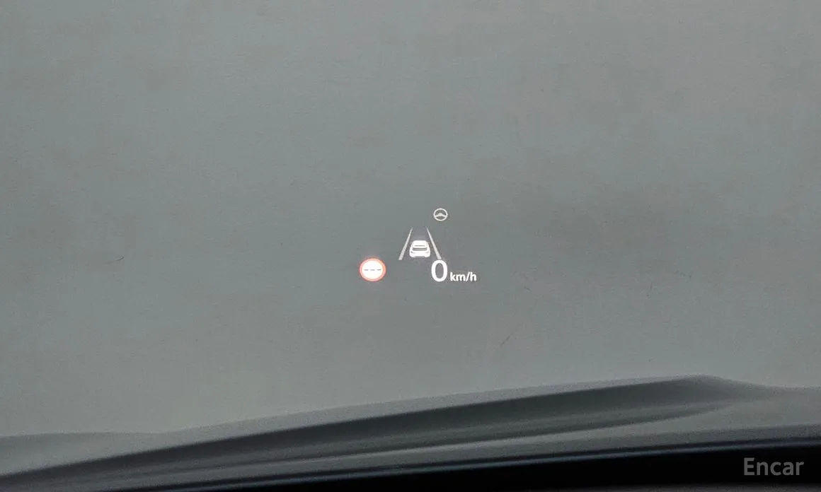 Фото 17 - Genesis G70