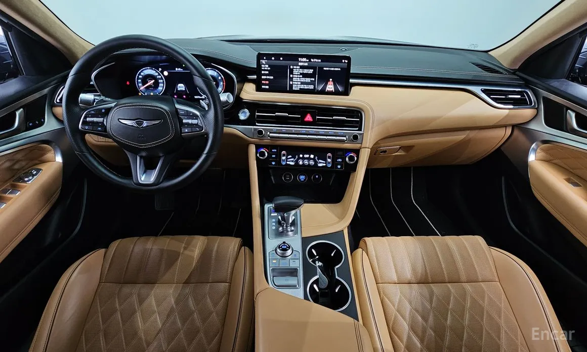 Фото 7 - Genesis G70