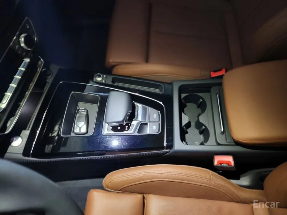 Фото 11 - Audi Q5