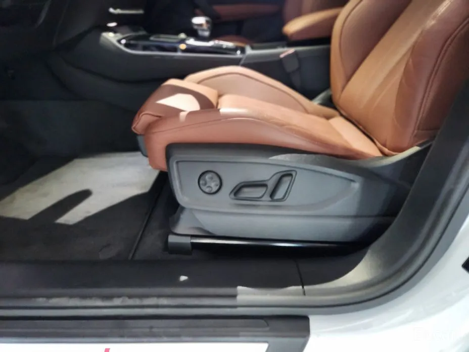 Фото 15 - Audi Q5