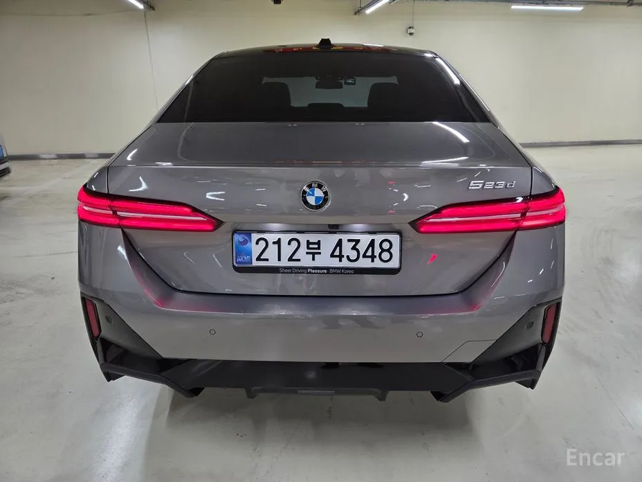 Фото 3 - BMW 5 Series